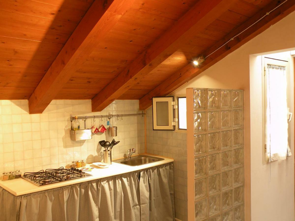 Deliziosa Mansarda Nel Quartiere Marina - Cagliari Q8577 Apartamento Exterior foto